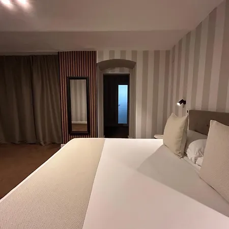 Baciami Ancora