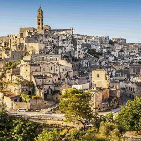Baciami Ancora