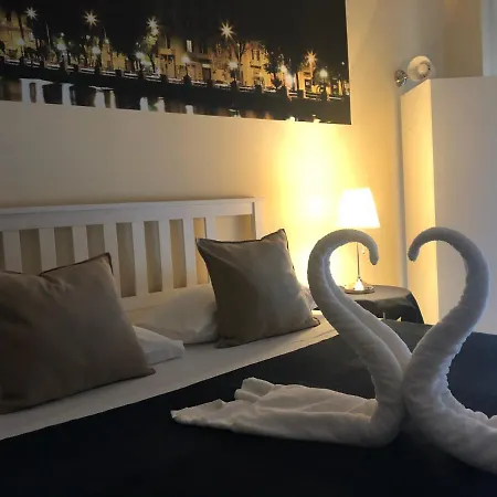 فندق مبيت وإفطار Baciami Ancora باري