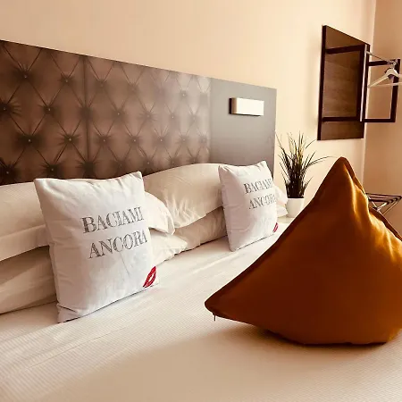 Baciami Ancora 4* باري