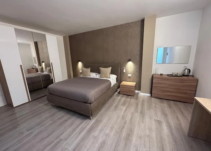 Baciami Ancora בארי